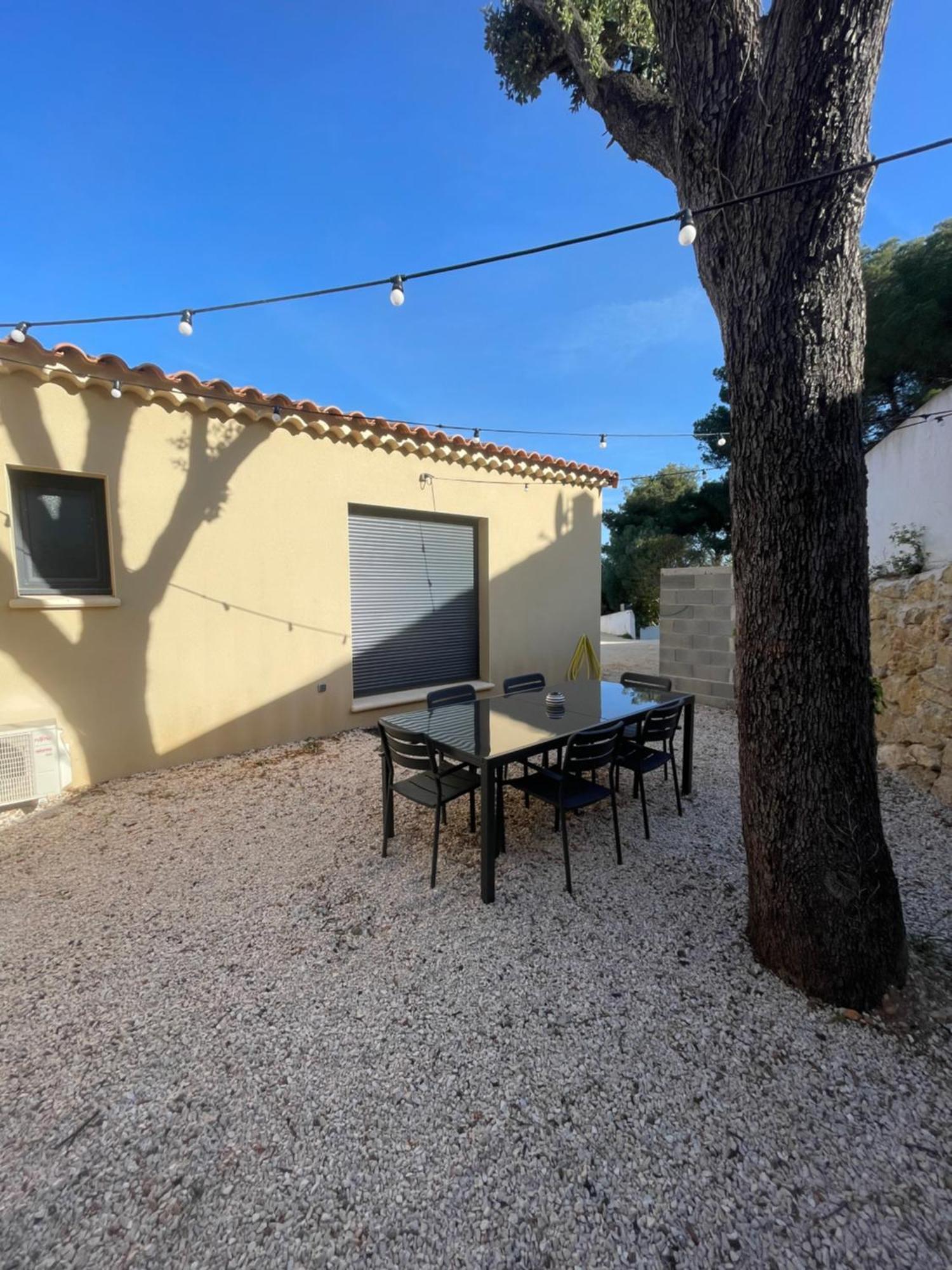 Maison T3 Dans Un Village Calme Saint-Mitre-les-Remparts Eksteriør billede